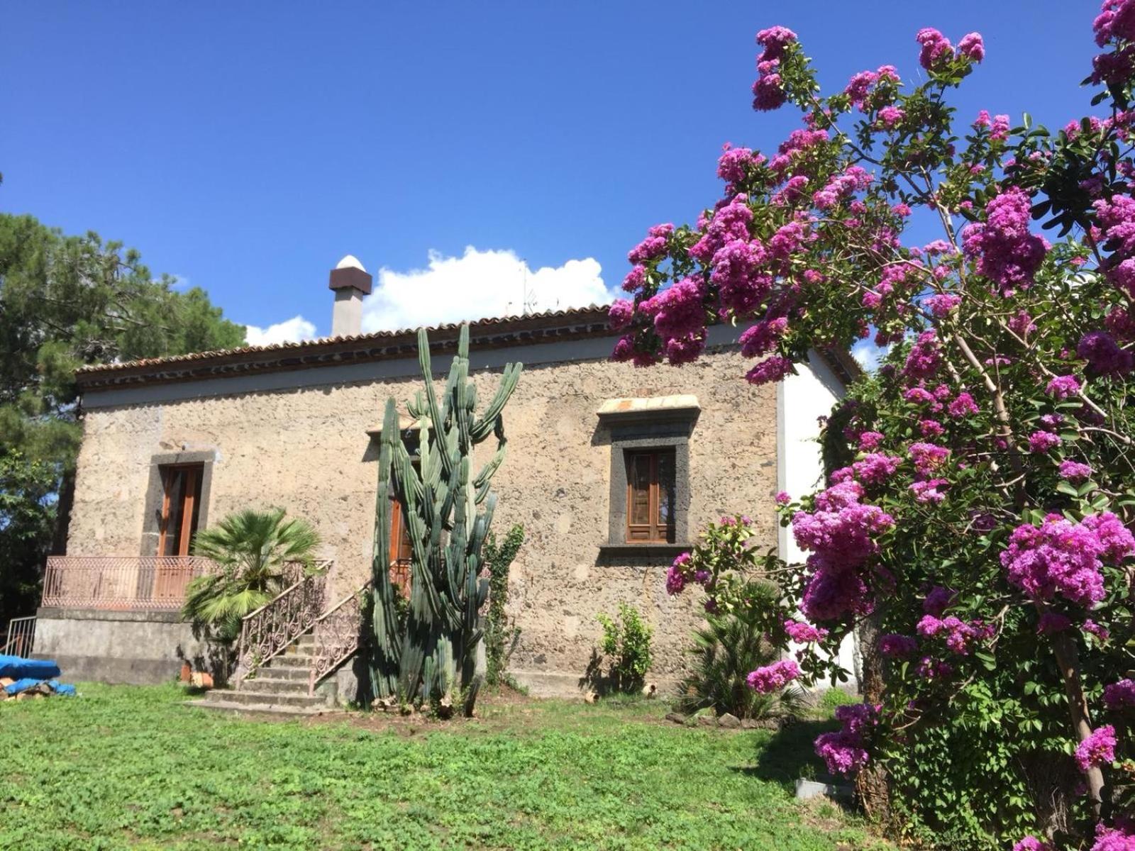 Agriturismo Sole Di Sicilia Randazzo Exterior foto